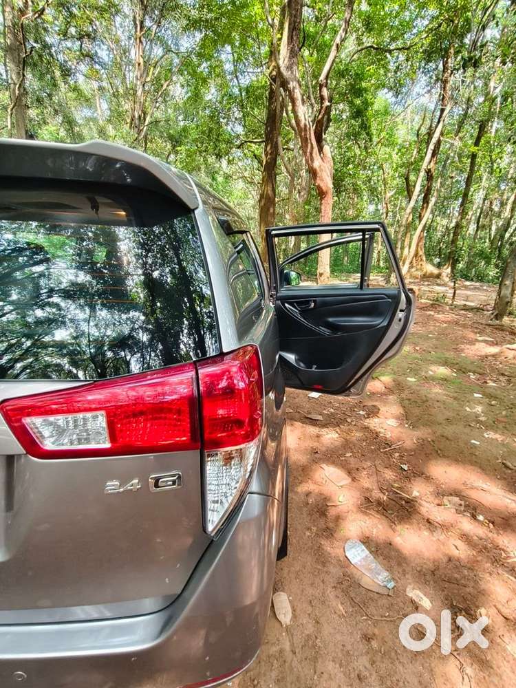Toyota Innova Crysta 2019