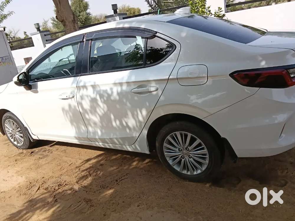 Honda City 5th Generation V I Vtec Mt 2022 Petrol 70400 Km Driven