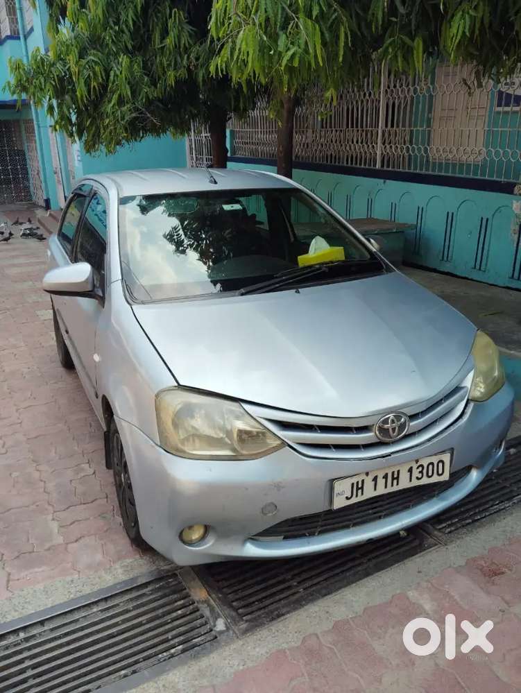 Toyota Etios Liva 2012
