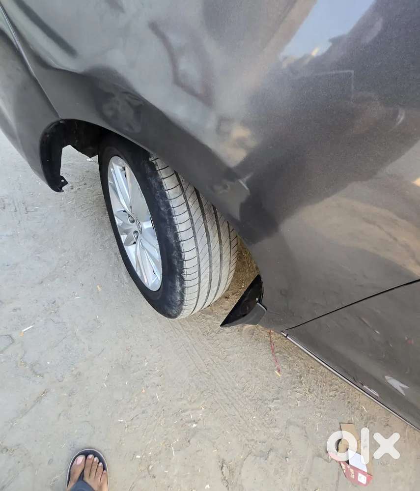 2016 Toyota Innova Crysta 2.8 Z