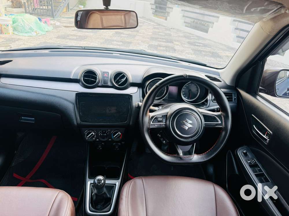 Maruti Suzuki Swift 1.2 Vxi (o), 2022, Petrol