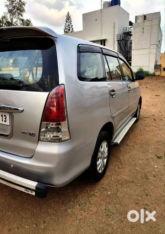 Toyota Innova 2009