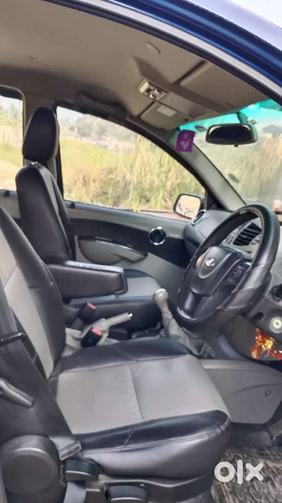Mahindra Nuvosport 1.5 N8 2017