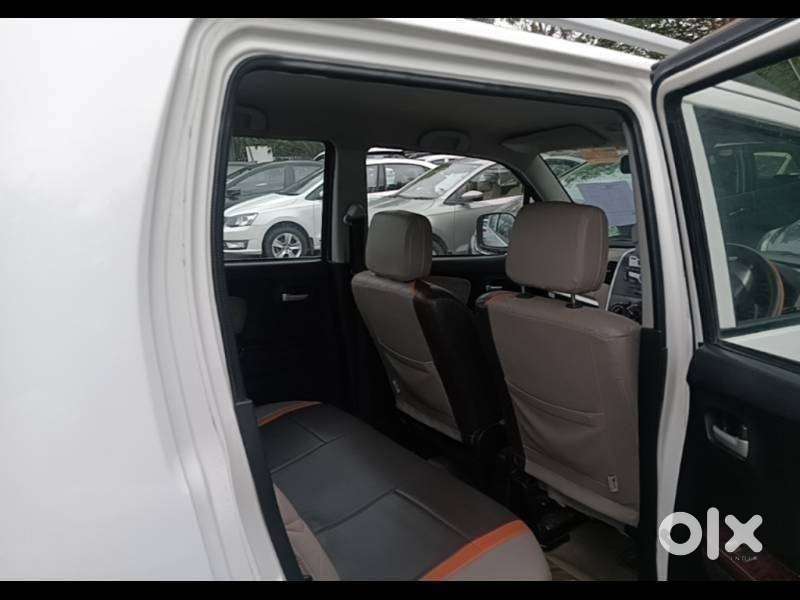 Maruti Suzuki Wagon R 1.0 Vxi Amt, 2017