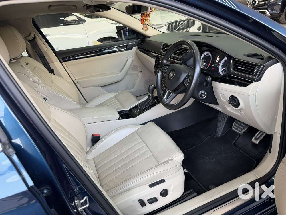 Skoda Superb 2.0 L&k Tsi At, 2020, Petrol