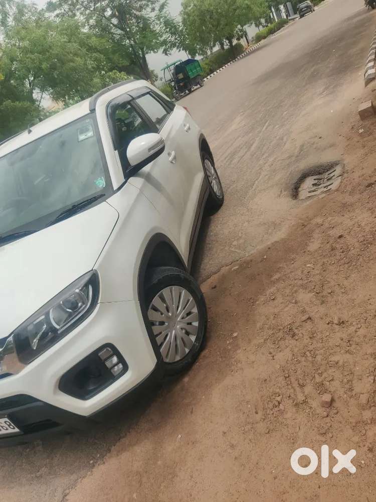 Maruti Suzuki Brezza 2022 Petrol 40000 Km Driven Like A New
