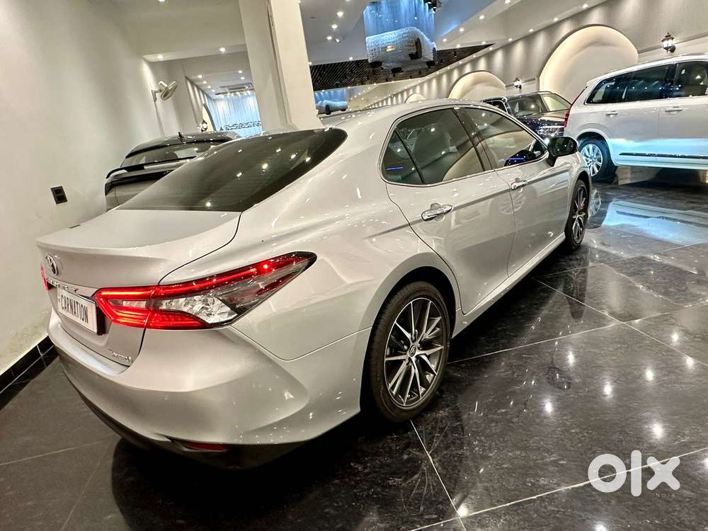 Toyota Camry Hybrid, 2024, Petrol