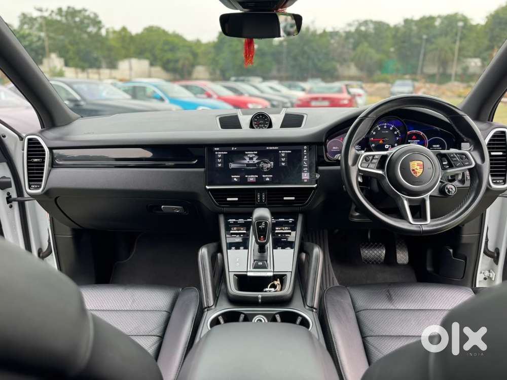 Porsche Cayenne V6 Tiptronic, 2019, Petrol