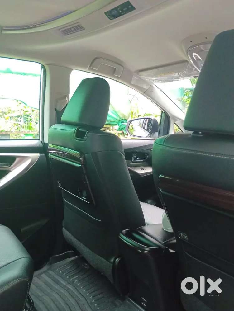 Toyota Innova Crysta 2.4 Z 2024  Only 11,421 Km Top Model Like New