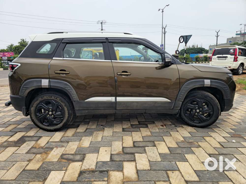 Maruti Suzuki Brezza 1.5 Zxi At Smart Hybrid Dual Tone, 2024, Petrol