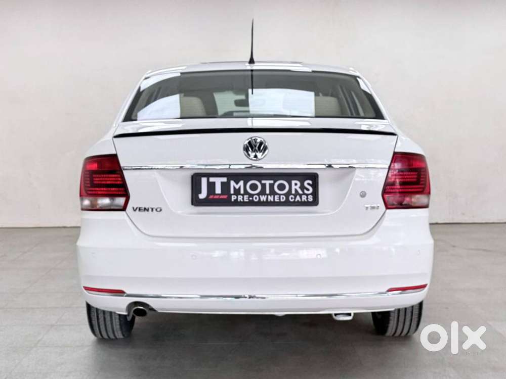 Volkswagen Vento 1.2 Tsi Comfortline At, 2016, Petrol