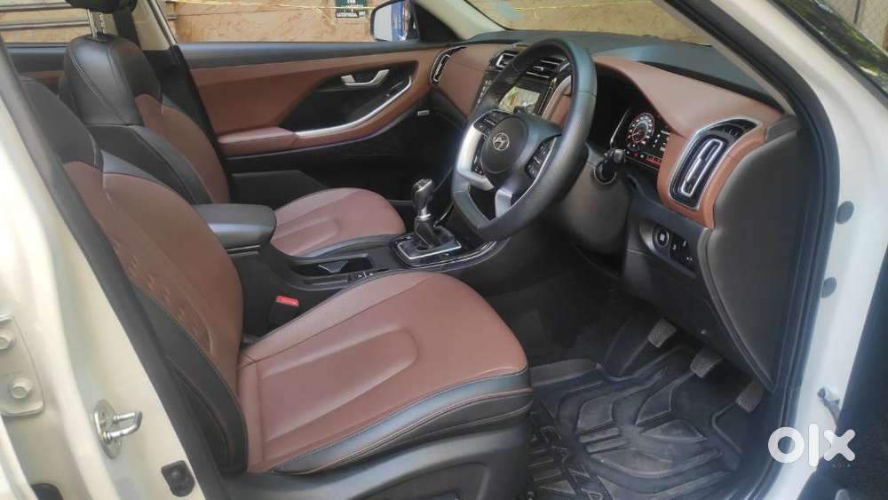 Hyundai Alcazar Platinum 7 Str 1.5 Turbo Petrol Adventure, 2024, Pet..