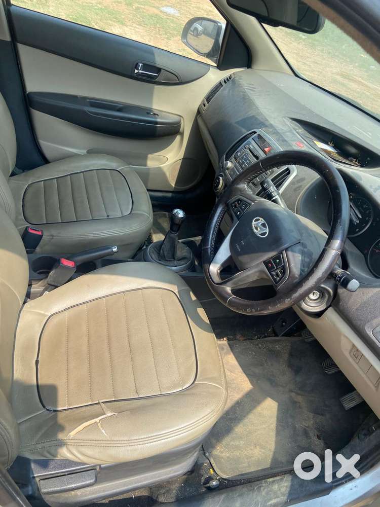 Hyundai I20 2015-2017 Sportz 1.2, 2014, Petrol