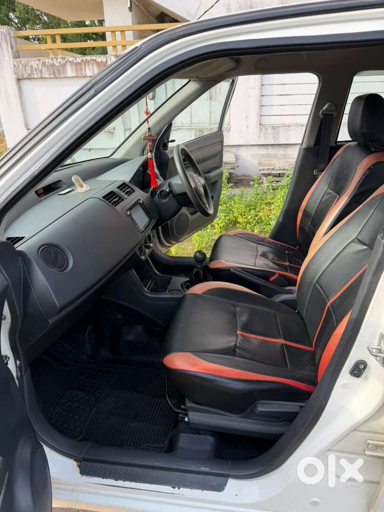 Swift Dzire Petrol 2012