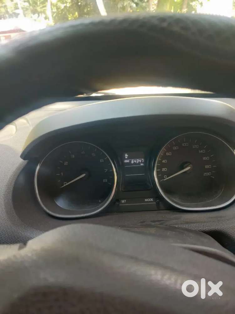 Tata Tiago Revotron Xza 2018