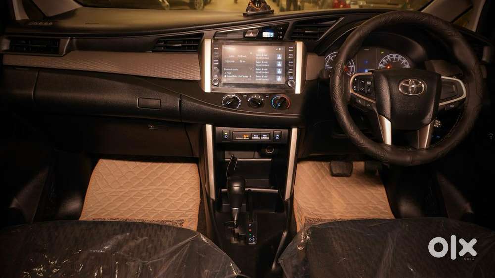Toyota Innova Crysta 2.4 Gx Limited Edition 7 Str, 2022
