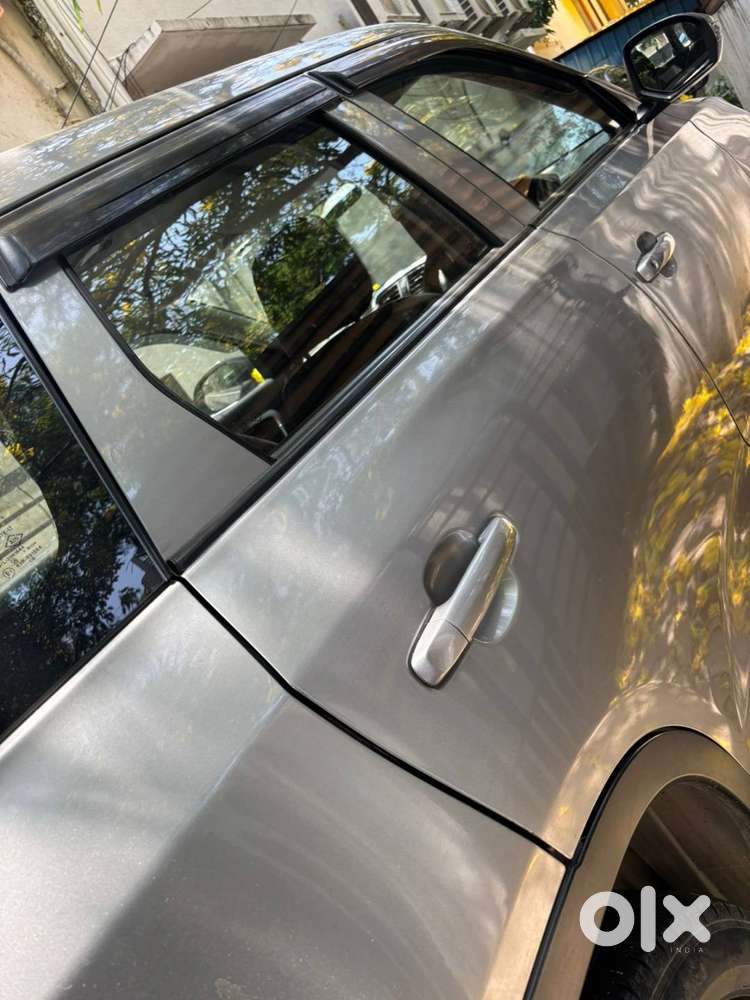 Maruti Brezza Lxi 2021