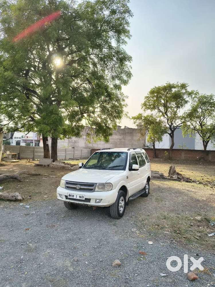 Tata Safari 2014