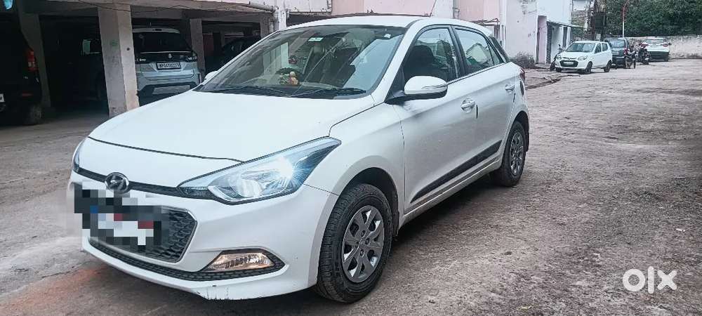 Hyundai Elite I20 Sportz Registere On November 2016