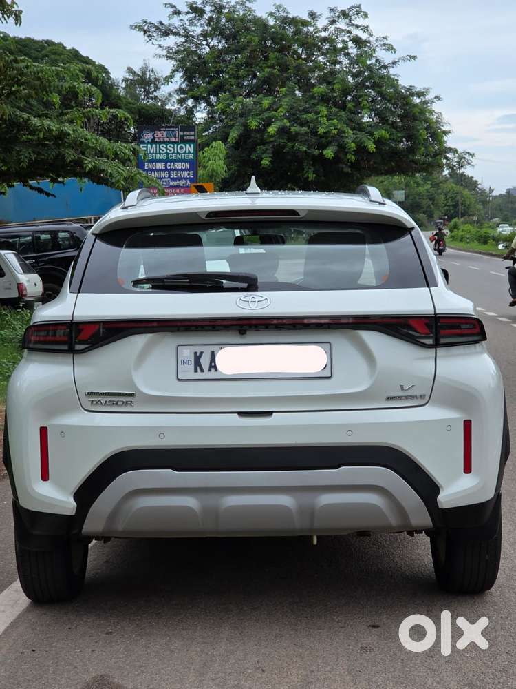 Toyota Urban Cruiser Taisor V 1.0 Petrol Mt, 2025, Petrol