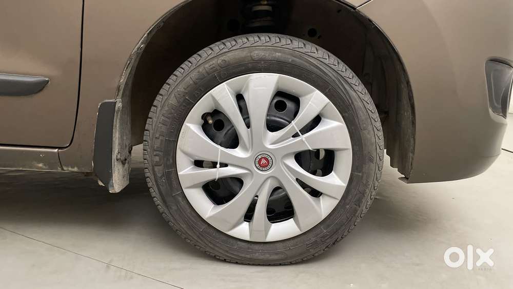 Maruti Suzuki Wagon R 1.0 Vxi Amt, 2016, Petrol
