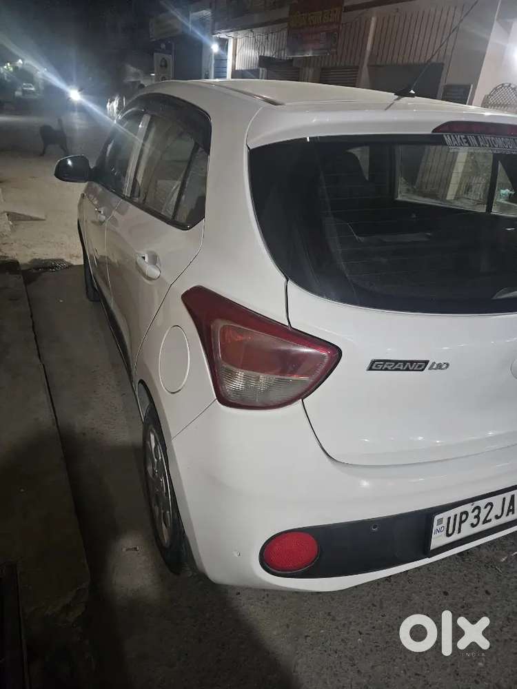 Hyundai Grand I10 2017 Diesel Manual Second Owner