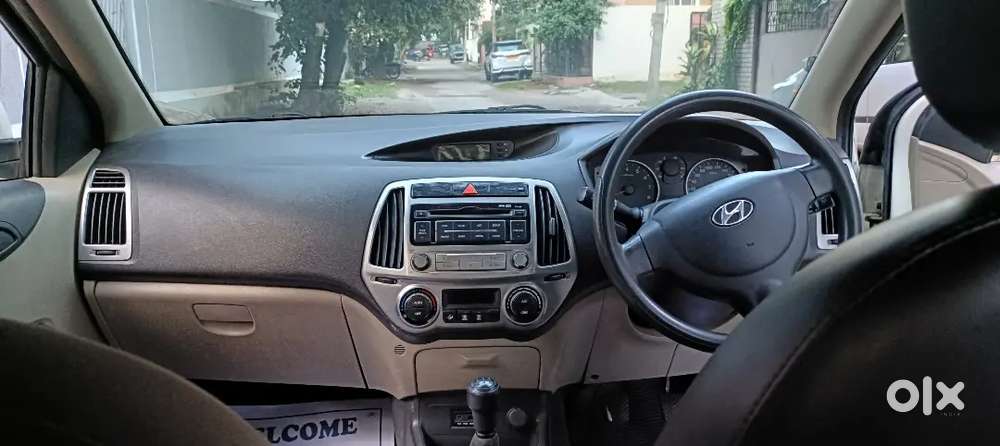 Single Owner Hyundai I20 2013 Petrol 81000 Km Driven