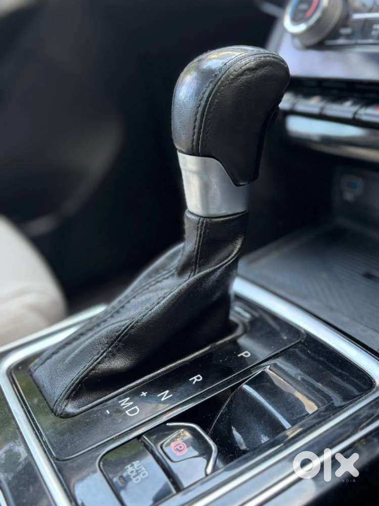 Mahindra Xuv 7xo Ax7 Diesel At, 2022, Diesel