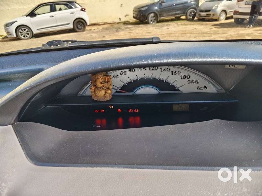 Toyota Etios Liva 2011-2012 G, 2011, Petrol