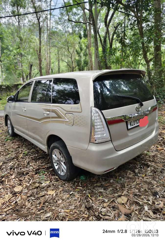 Toyota Innova 2013 Re