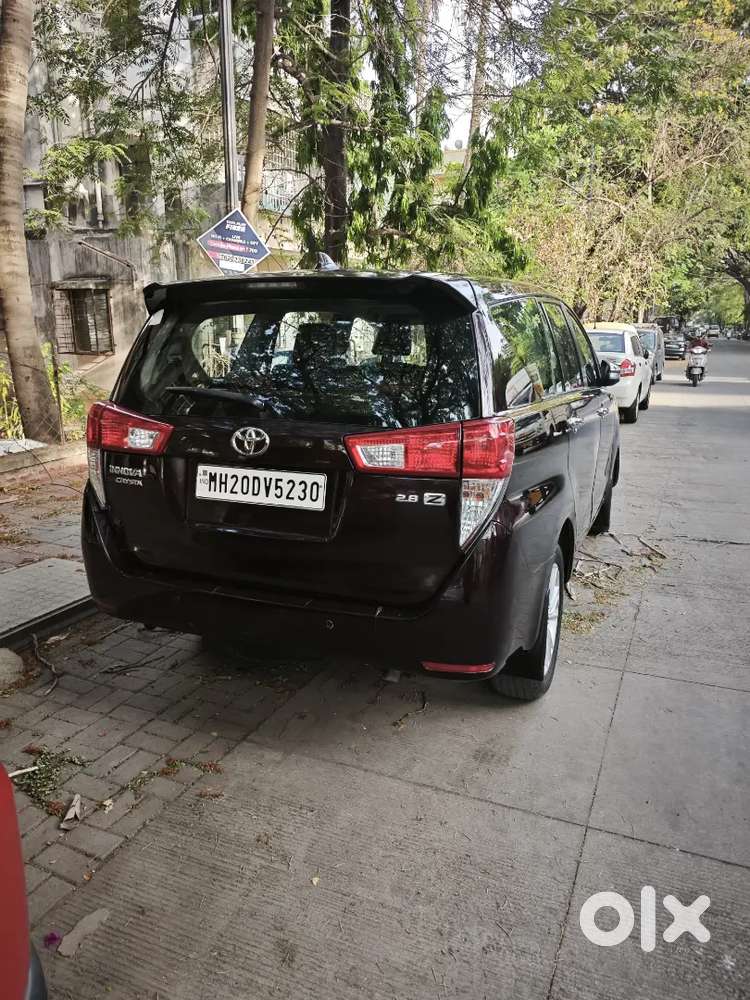 Toyota Innova Crysta 2016 Diesel 121500 Km Driven