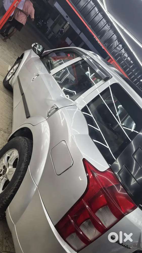 Mahindra Xuv500 2014
