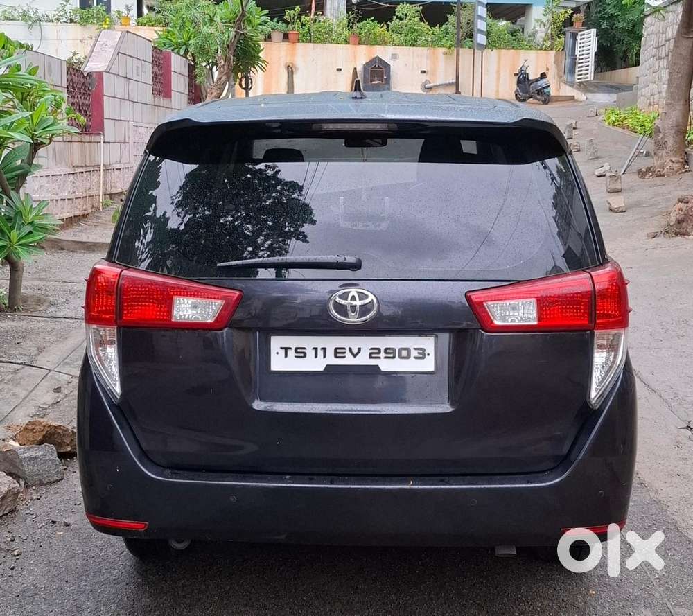 Toyota Innova Crysta Auto Diesel 75000 Km Driven