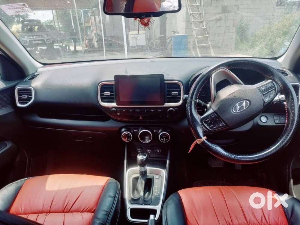 Hyundai Venue Sx Plus Turbo Dct, 2020, Petrol