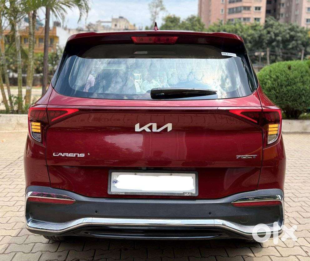 Kia Carens 1.4 Luxury Plus Dct 7 Str, 2022, Petrol
