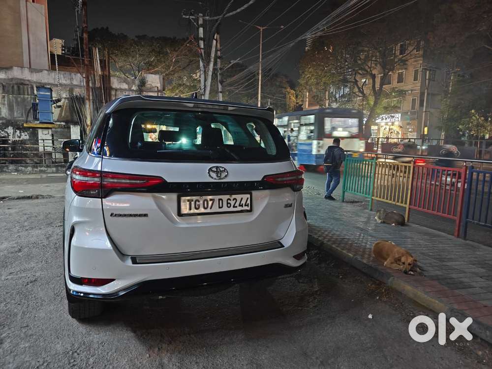 Toyota Fortuner Legender 4x4 At 2.8, 2024, Diesel