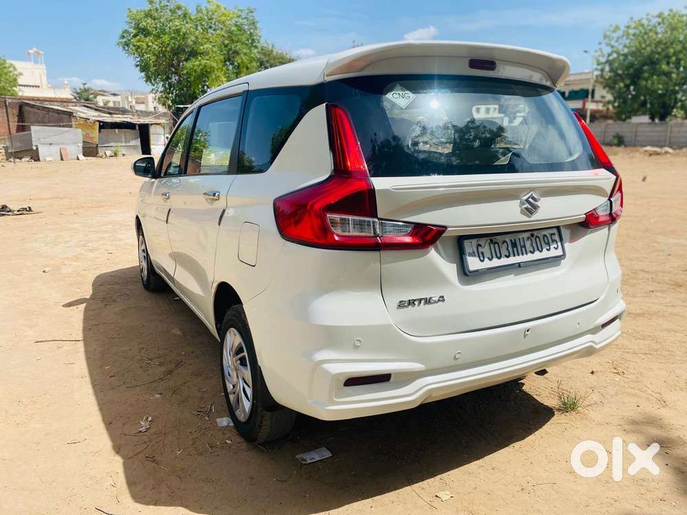 Maruti Suzuki Ertiga 1.4 Vxi Cng Anniversary Edition, 2022, Cng & Hy..