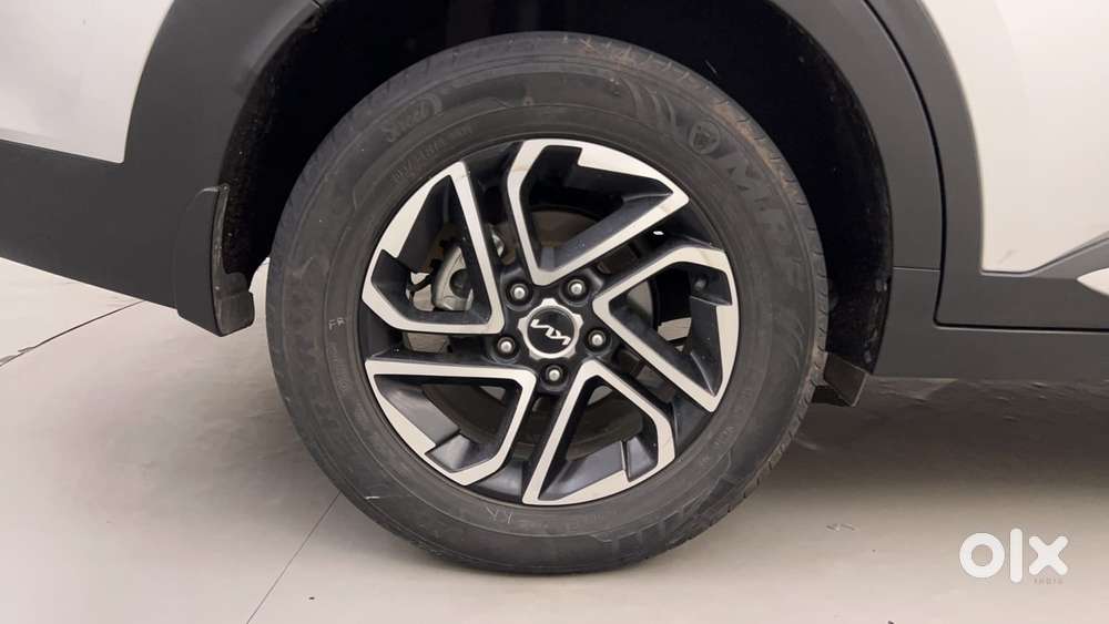 Kia Carens 1.5 Luxury Plus Diesel At 7 Str, 2023, Diesel