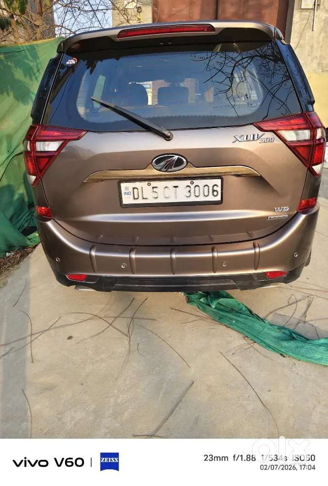 Mahindra Xuv500 2021