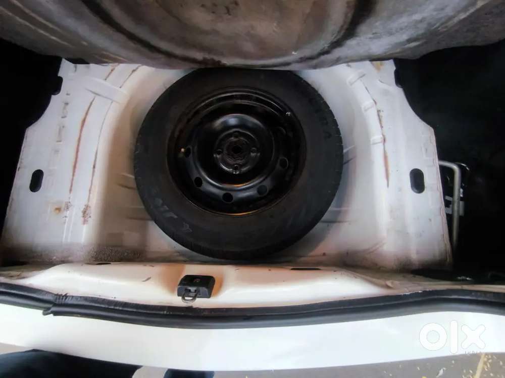 Mahindra Verito 2014 Petrol 25000 Km Driven