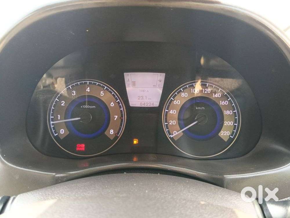 Hyundai Verna 1.6 S (o) Vtvt, 2015, Cng & Hybrids