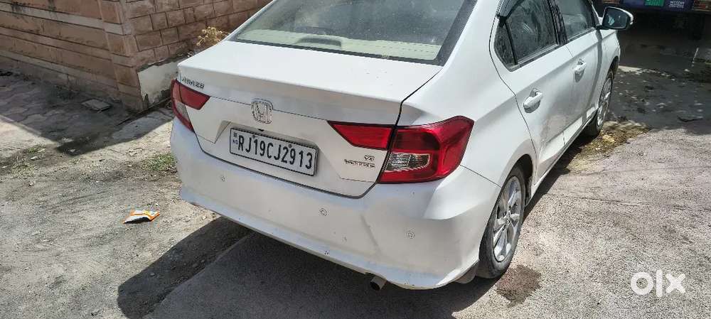Honda Amaze For Sell.millage 25+kmpl