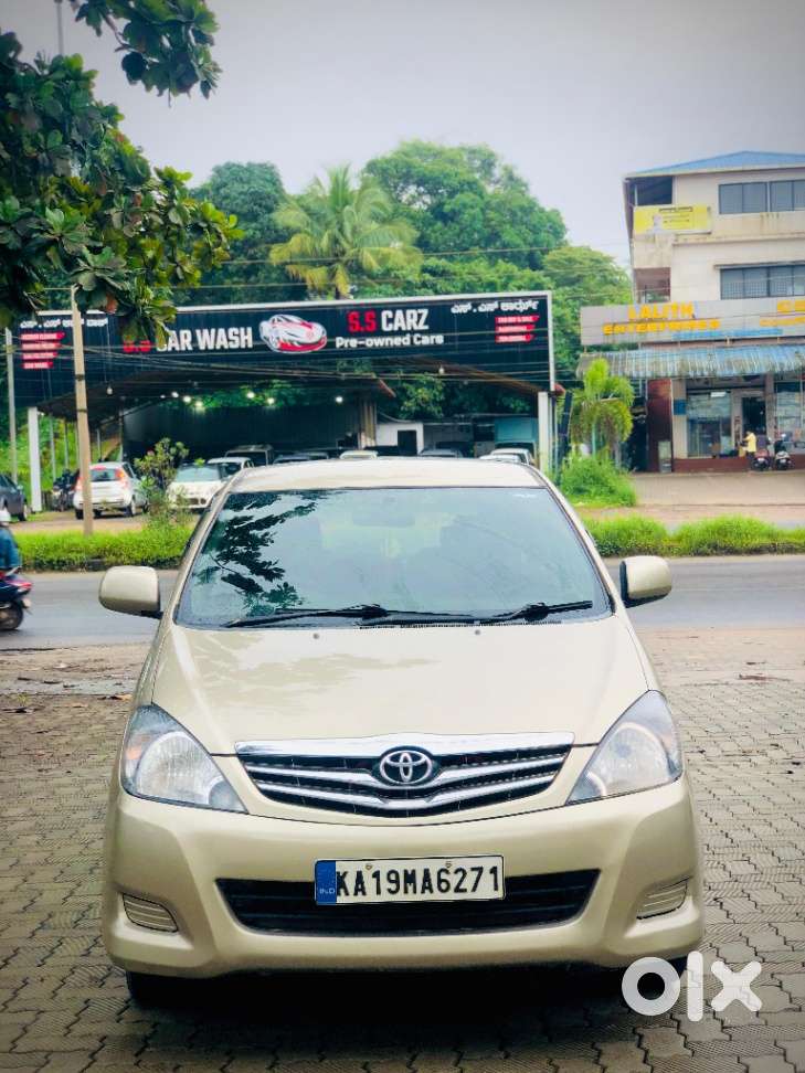 Toyota Innova