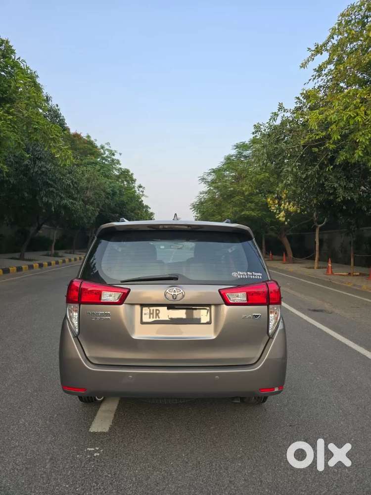 Toyota Innova Crysta [2020-ongoing] 2.4 Vx 7 Str, 2017, Diesel