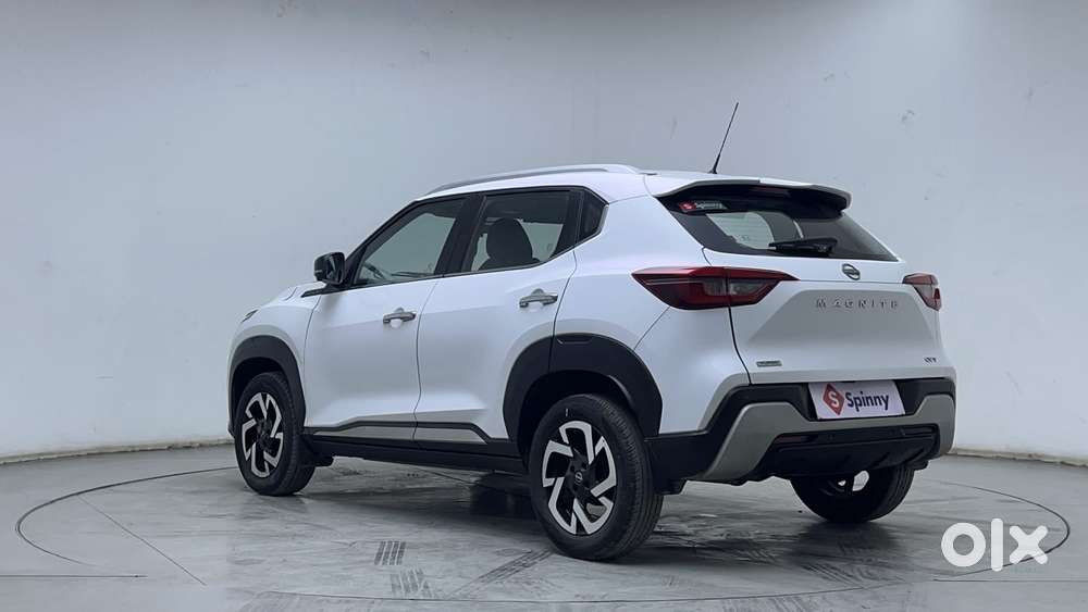 Nissan Magnite 1.0 Xv Premium Turbo Cvt, 2022, Petrol