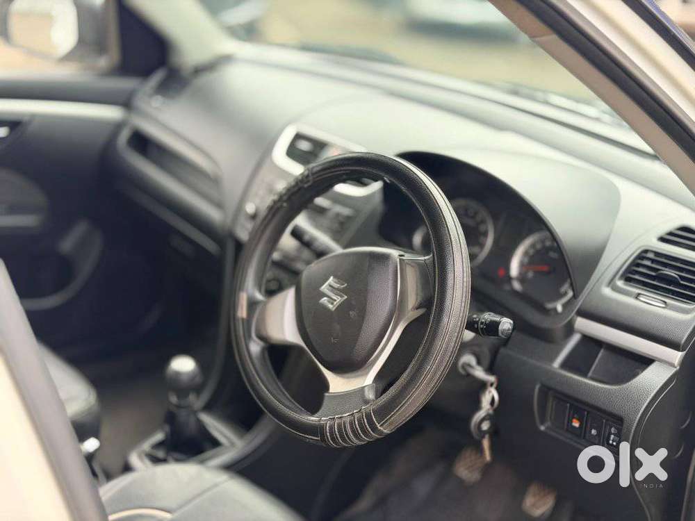 Maruti Suzuki Swift Vxi 1.2 Abs Bs-iv, 2015, Petrol