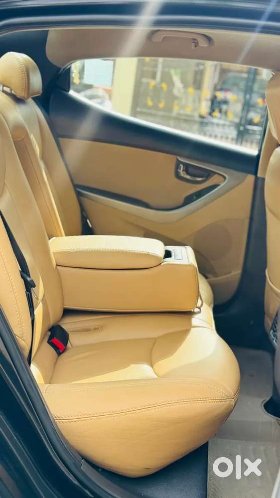 Hyundai Elantra 1.8 Sx Mt, 2014, Petrol