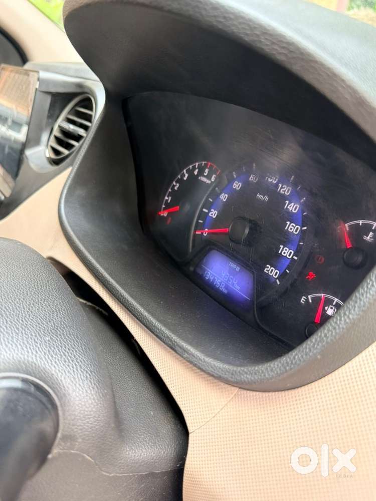 Hyundai Xcent 2016 Diesel Well Maintained