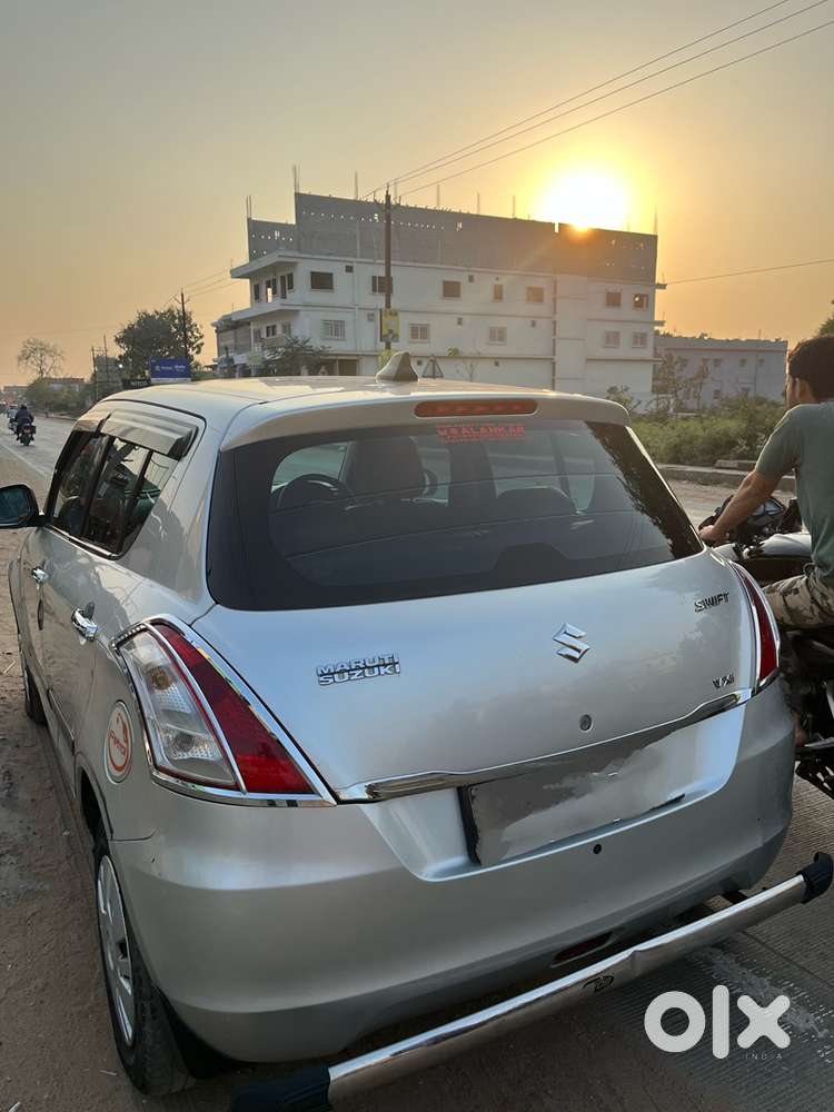 Maruti Suzuki Swift 2012 Petrol 81000 Km Driven