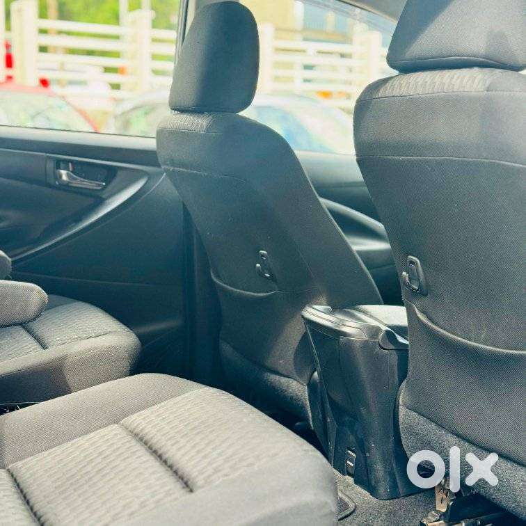 Toyota Innova Crysta 2.4 G Mt, 2020, Diesel
